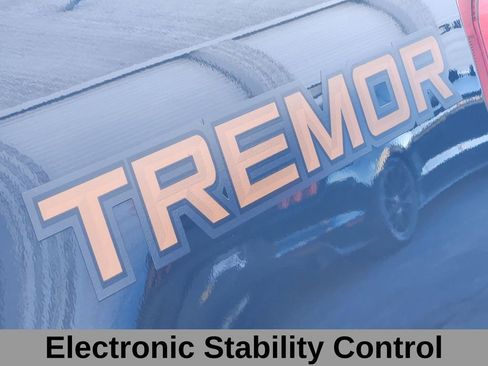 Certified 2023 Ford F350 Platinum w/ Tremor Off-Road Package image 16