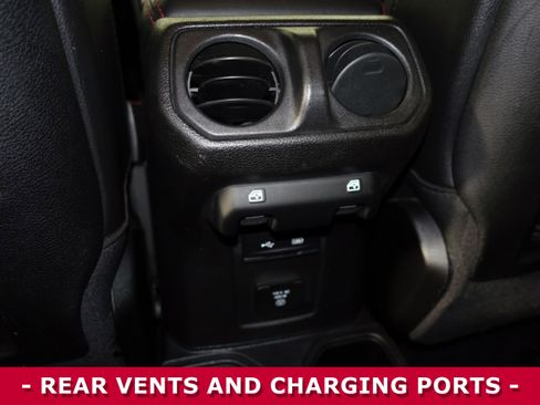 Used 2020 Jeep Gladiator Rubicon image 11