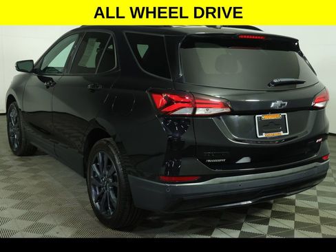 Used 2023 Chevrolet Equinox RS AWD/4WD image 5