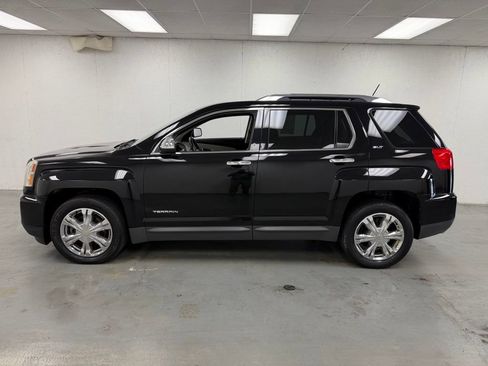 Used 2017 GMC Terrain SLT AWD/4WD image 2
