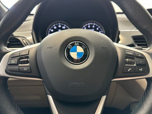 Used 2019 BMW X1 sDrive28i w/ Convenience Package FWD image 11