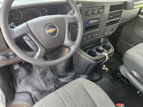New 2025 Chevrolet Express 2500 w/ Driver Convenience Package image 27