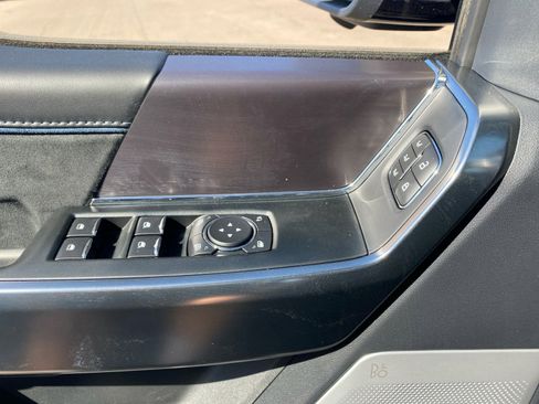 New 2025 Ford F150 Platinum w/ Equipment Group 702A High image 16