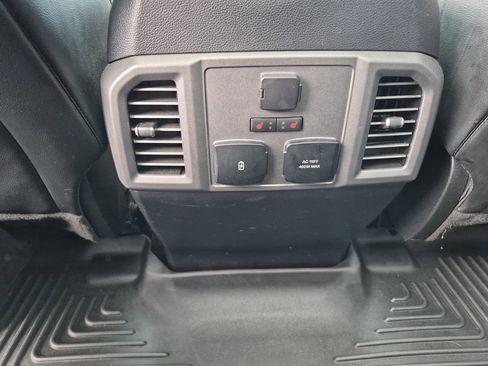 Used 2019 Ford F150 Raptor w/ Equipment Group 802A Luxury image 20