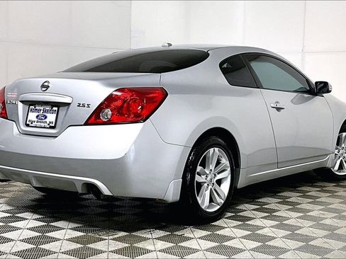 Used 2012 Nissan Altima 2.5 S w/ 2.5S Premium Pkg image 12