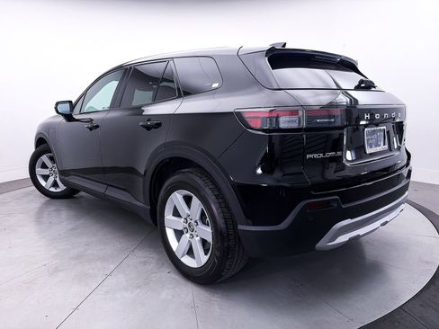 Used 2024 Honda Prologue EX image 2