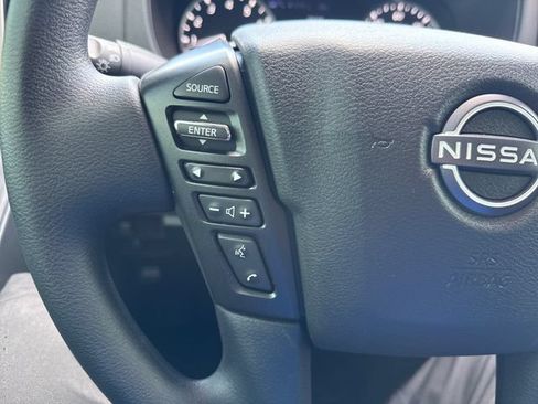 Used 2025 Nissan Frontier SV RWD image 29