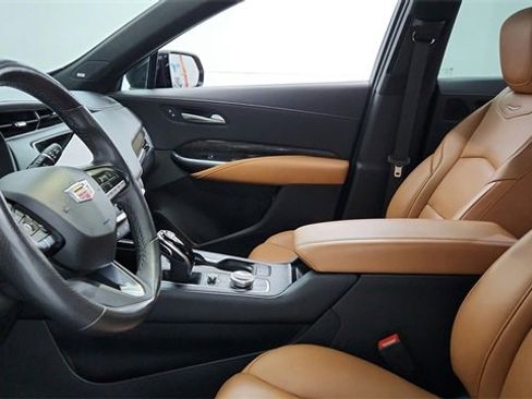 Certified 2023 Cadillac XT4 Sport image 12