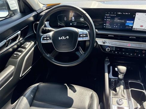 Used 2024 Kia Telluride S w/ S Sunroof Package image 13