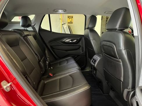 Used 2023 GMC Terrain SLT FWD image 23