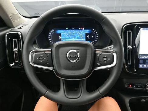 New 2026 Volvo XC40 B5 Plus w/ Protection Package Premier AWD/4WD image 24