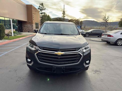 Used 2019 Chevrolet Traverse LT w/ LPO, Floor Liner Package FWD image 49
