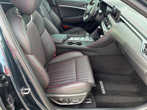 Used 2024 Genesis G70 3.3T Advanced image 13