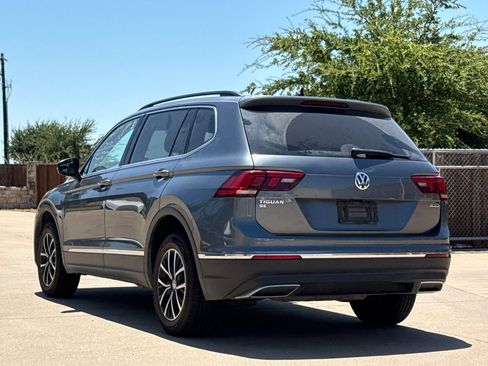 Used 2021 Volkswagen Tiguan SE w/ Panoramic Sunroof Package AWD/4WD image 6