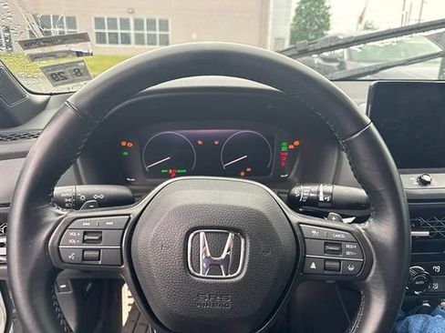 Used 2024 Honda Accord Sport image 10