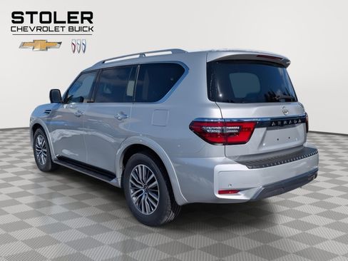 Used 2024 Nissan Armada SL w/ Captain's Chairs Package image 3