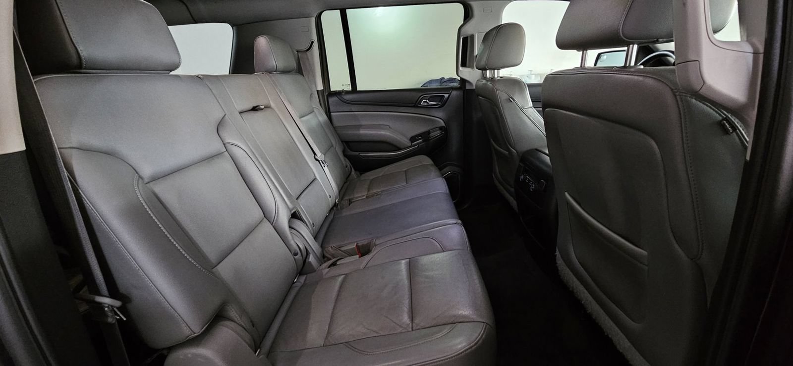 Used 2015 Chevrolet Suburban LT AWD/4WD image 17