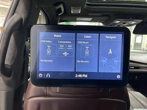 Used 2021 Cadillac Escalade Sport Platinum w/ LPO, ONYX Package image 30