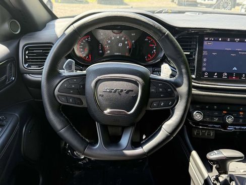 Used 2022 Dodge Durango SRT w/ Technology Group AWD/4WD image 18