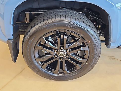 New 2026 Toyota 4Runner Platinum AWD/4WD image 20