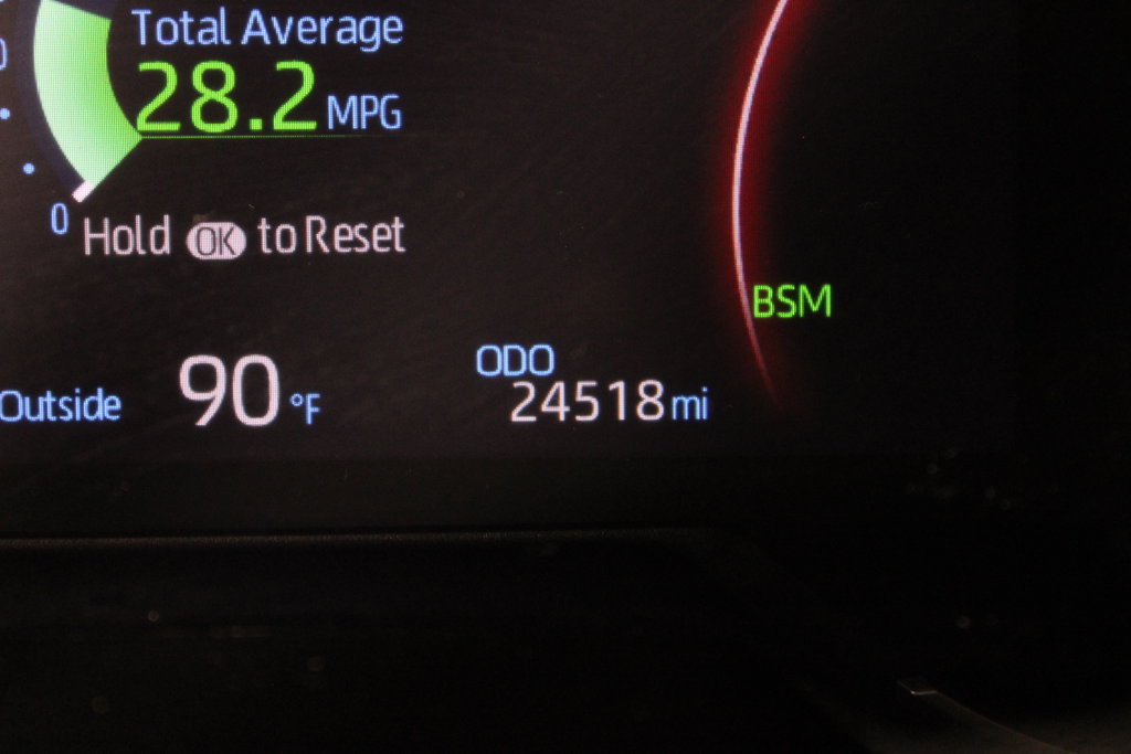 Used 2023 Toyota RAV4 XLE w/ Convenience Package FWD image 28