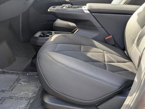 Used 2024 BMW iX M60 image 4