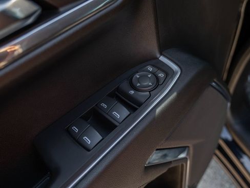 Used 2023 Chevrolet Silverado 1500 LT RWD image 12