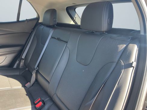 Used 2022 Buick Encore GX Essence w/ Advanced Technology Package image 14