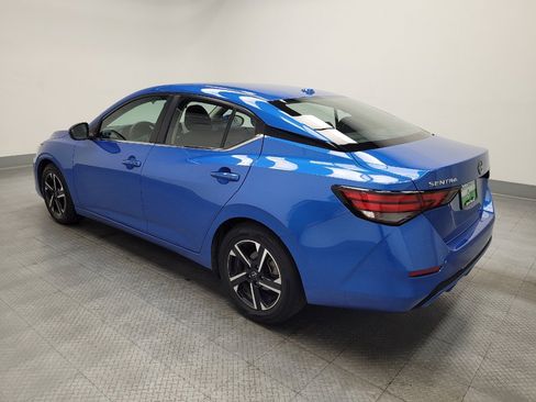 Used 2024 Nissan Sentra SV image 3
