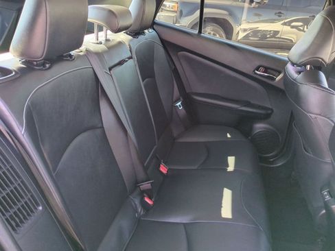 Used 2022 Toyota Prius Prime XLE FWD image 19