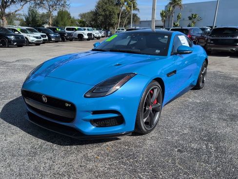 Used 2020 Jaguar F-TYPE R image 6
