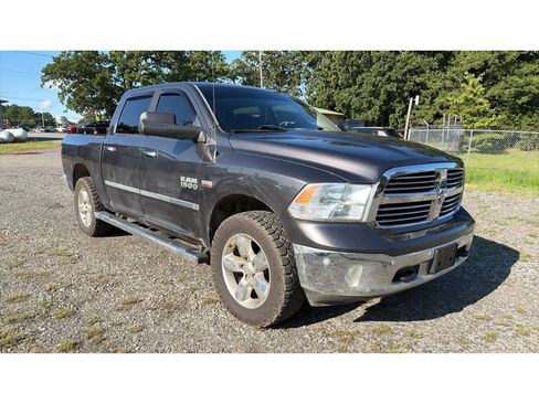 Used 2017 RAM 1500 Big Horn AWD/4WD image 2