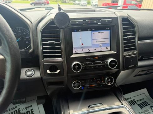 Used 2019 Ford Expedition XLT w/ Equipment Group 202A RWD image 20