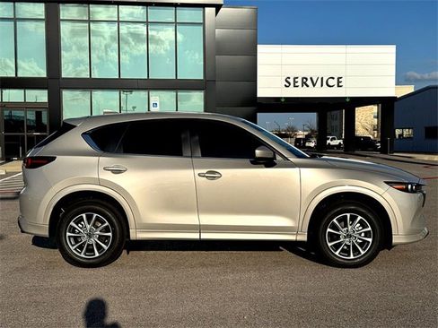 New 2025 MAZDA CX-5 AWD 2.5 S w/ Preferred Package image 9