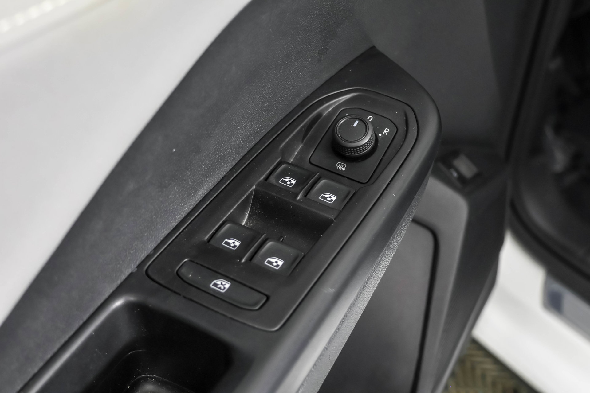 Used 2023 Volkswagen Taos SEL AWD/4WD image 36