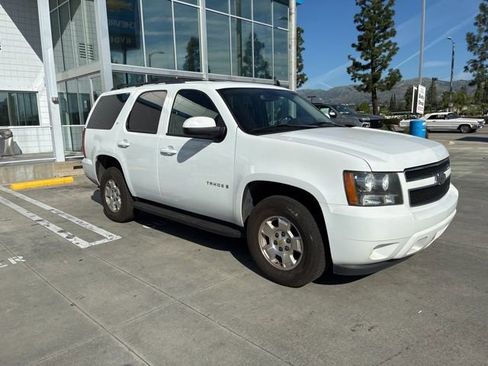 Used 2008 Chevrolet Tahoe LT w/ Max Trailering Package image 2