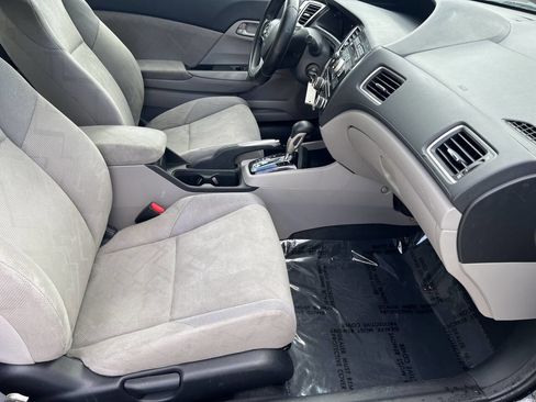 Used 2013 Honda Civic LX image 10