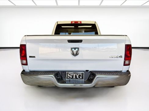 Used 2024 RAM 1500 Classic SLT AWD/4WD image 5