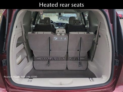 Used 2019 Chrysler Pacifica Touring-L Plus image 15