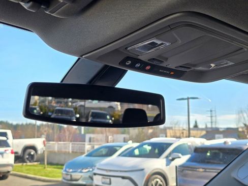 Used 2021 GMC Sierra 1500 SLT image 60