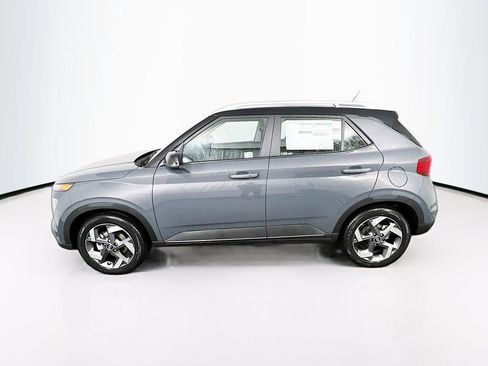 Certified 2025 Hyundai Venue Limited image 6