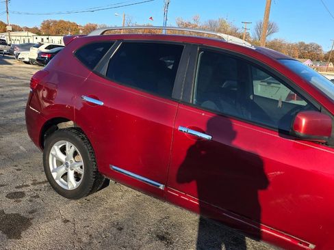 Used 2011 Nissan Rogue SV image 6