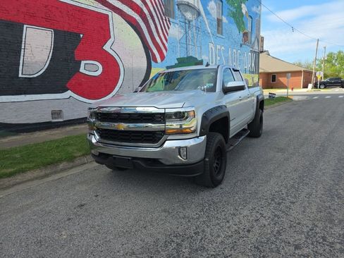 Used 2016 Chevrolet Silverado 1500 LT w/ All Star Edition image 2