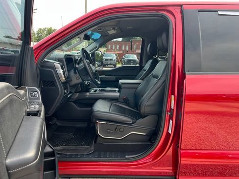 Used 2024 Ford F250 Lariat w/ Lariat Ultimate Package AWD/4WD image 13
