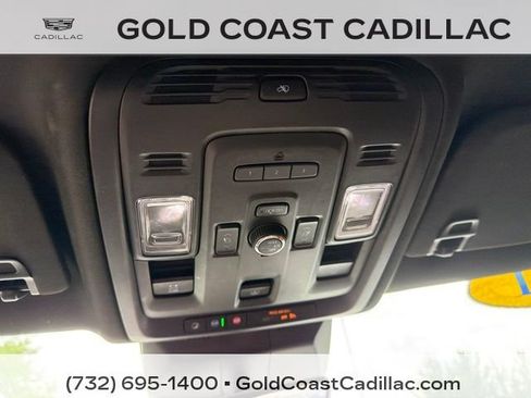 Used 2021 Cadillac Escalade ESV Premium Luxury w/ Driver Assist Tech Package AWD/4WD image 35