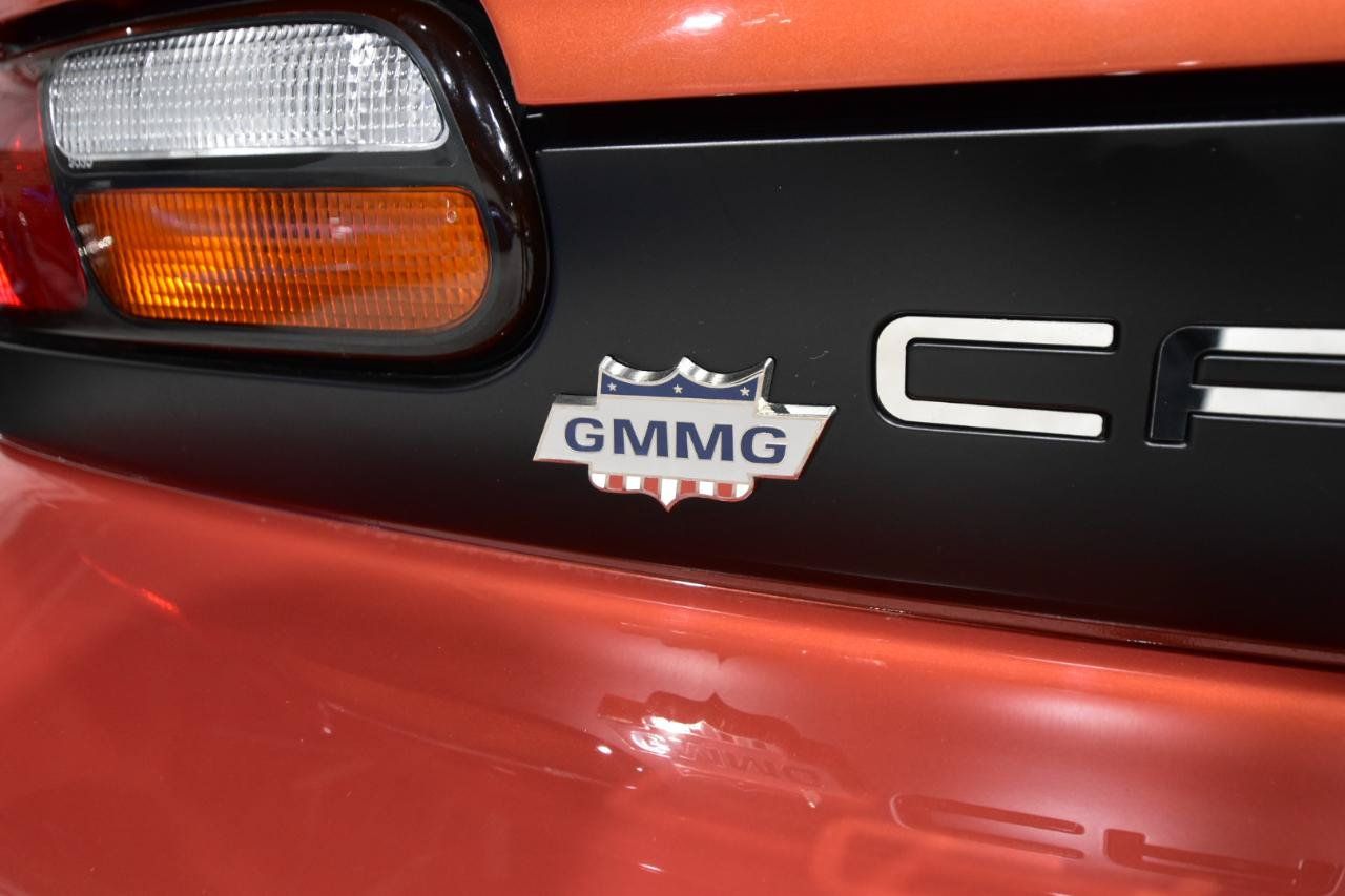 Used 2002 Chevrolet Camaro Z28 w/ SS Performance/Appearance Pkg RWD image 10