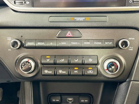 Used 2020 Kia Sportage LX FWD image 14