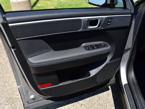 New 2025 Hyundai Santa Fe Limited FWD image 13