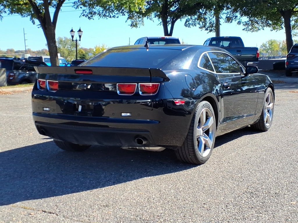 Used 2013 Chevrolet Camaro LT w/ RS Package RWD image 4
