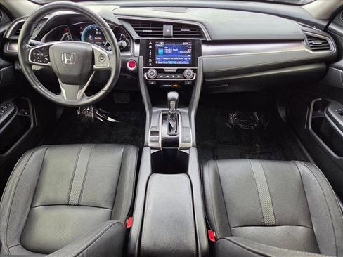 Used 2016 Honda Civic Touring image 17
